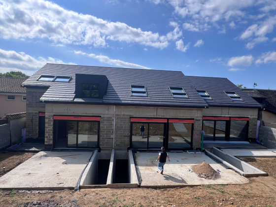 3 MAISONS UNIFAMILIALES