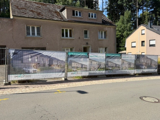 5 MAISONS UNIFAMILIALES